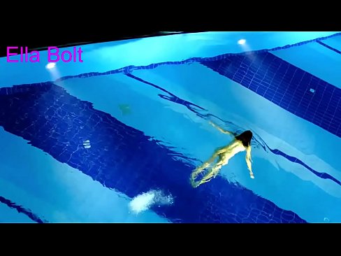 ❤️ No puedo dejar de mirar, joven rubia pillada nadando desnuda en la piscina del complejo ELLA BOLT ❤❌ Super sexo en es.com-porn-mz.ru ❌️❤️❤️❤️❤️❤️❤️❤️
