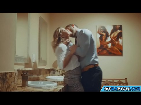 ❤️ Cuando una rubia tetona te seduce en un baño público ❤❌ Super sexo en es.com-porn-mz.ru ❌️❤️❤️❤️❤️❤️❤️❤️
